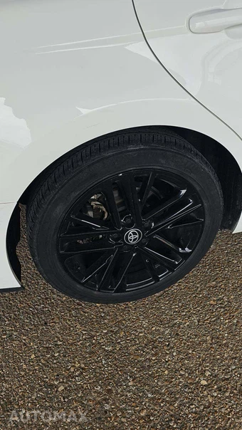 2025 Toyota Camry SE - miniatura 22