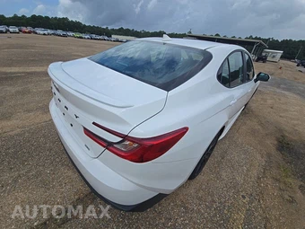2025 Toyota Camry SE - miniatura 4