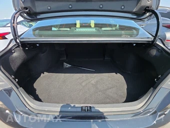 2025 Toyota Camry SE - miniatura 23