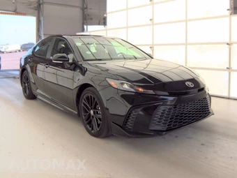 2025 Toyota Camry SE - miniatura 4