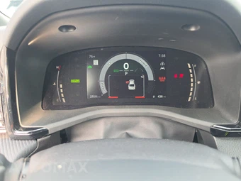 2025 Toyota Camry SE - miniatura 12
