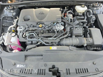 2025 Toyota Camry SE - miniatura 15