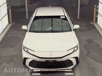 2025 Toyota Camry SE - miniatura 2