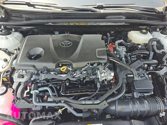 2025 Toyota Camry SE - miniatura 15
