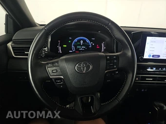 2025 Toyota Camry SE - miniatura 10