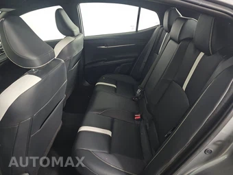 2025 Toyota Camry SE - miniatura 13