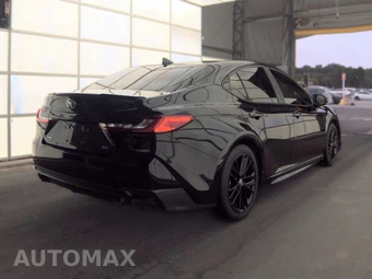 2025 Toyota Camry SE - miniatura 4