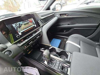 2025 Toyota Camry SE - miniatura 25