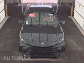 2025 Toyota Camry SE – miniatura 2