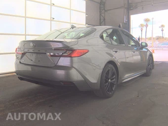 2025 Toyota Camry SE - miniatura 4