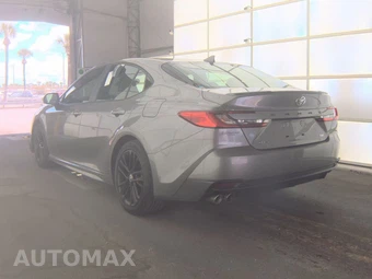 2025 Toyota Camry SE - miniatura 6