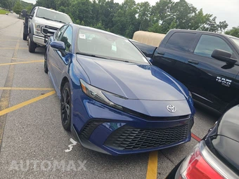 2025 Toyota Camry SE - miniatura 2