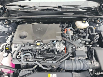 2025 Toyota Camry SE - miniatura 15