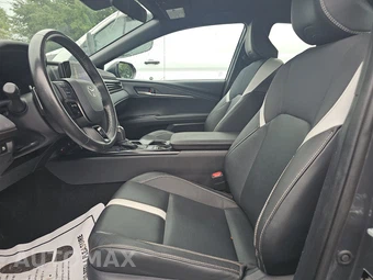 2025 Toyota Camry SE - miniatura 7