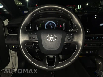 2025 Toyota Camry SE - miniatura 16