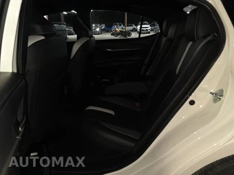 2025 Toyota Camry SE - miniatura 19