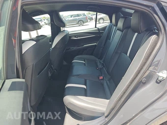 2025 Toyota Camry SE - miniatura 13