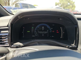 2025 Toyota Camry SE - miniatura 12