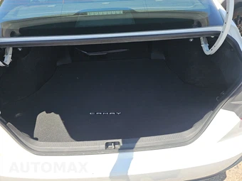 2025 Toyota Camry SE - miniatura 17