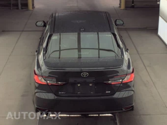 2025 Toyota Camry SE - miniatura 5