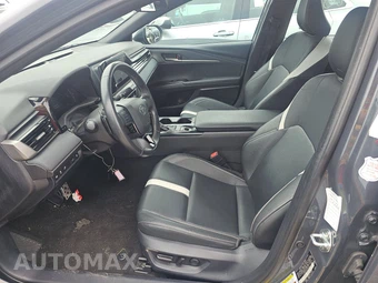 2025 Toyota Camry SE - miniatura 7