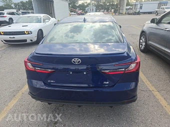 2025 Toyota Camry SE - miniatura 5