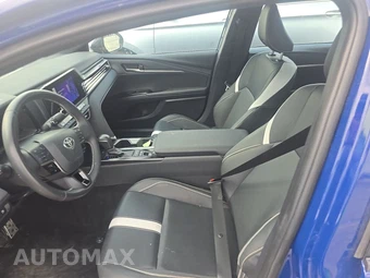 2025 Toyota Camry SE - miniatura 7