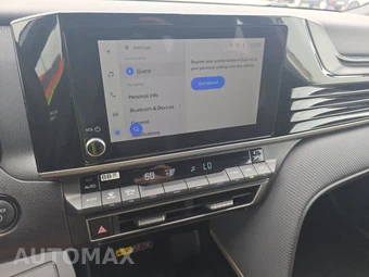 2025 Toyota Camry SE - miniatura 11