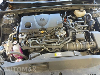 2025 Toyota Camry SE - miniatura 15