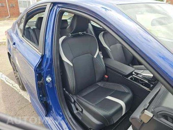 2025 Toyota Camry SE - miniatura 18