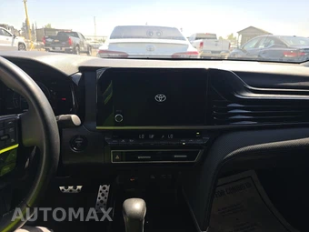 2025 Toyota Camry SE - miniatura 11