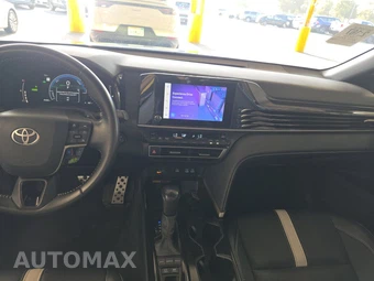2025 Toyota Camry SE - miniatura 11