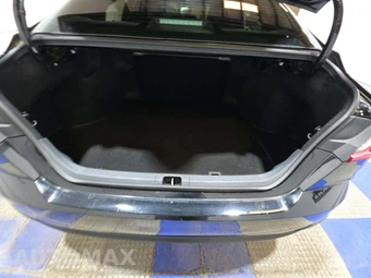 2025 Toyota Camry SE – miniatura 14