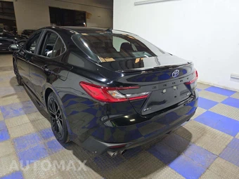 2025 Toyota Camry SE – miniatura 2