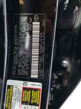 2025 Toyota Camry SE – miniatura 5