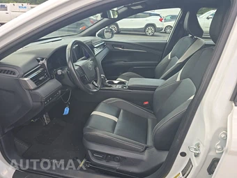2025 Toyota Camry SE - miniatura 13