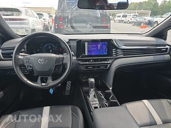 2025 Toyota Camry SE - miniatura 17