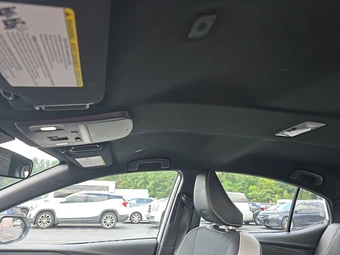 2025 Toyota Camry SE - miniatura 20