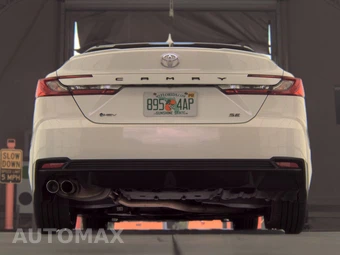 2025 Toyota Camry SE - miniatura 7