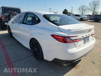 2025 Toyota Camry SE - miniatura 6