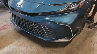 2025 Toyota Camry SE - miniatura 18