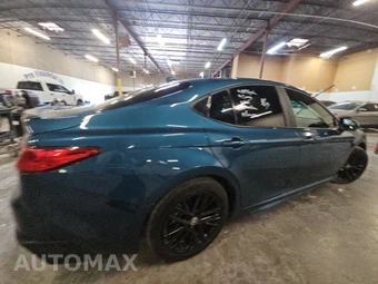 2025 Toyota Camry SE - miniatura 4