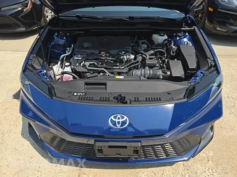 2025 Toyota Camry SE - miniatura 18