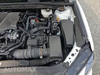2025 Toyota Camry SE - miniatura 21