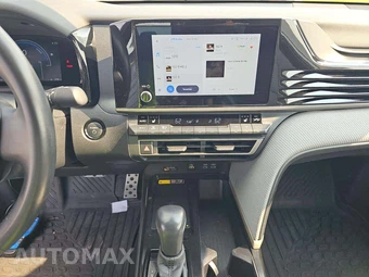 2025 Toyota Camry SE - miniatura 7