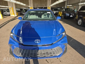 2025 Toyota Camry SE - miniatura 2