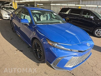 2025 Toyota Camry SE - miniatura 3