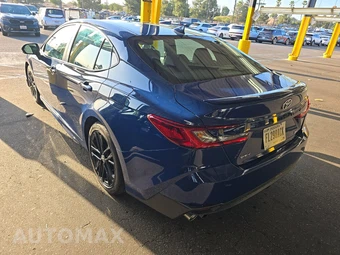2025 Toyota Camry SE - miniatura 6