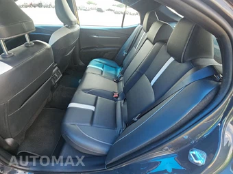 2025 Toyota Camry SE - miniatura 13