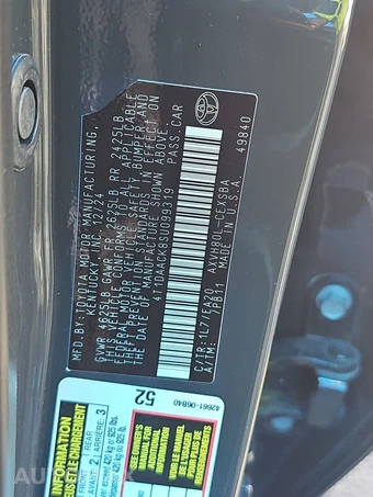 2025 Toyota Camry SE - miniatura 15